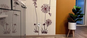 Sea Breeze Base: Simply Superb