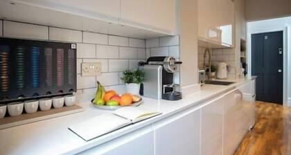 King Suite close to Manchester City Centre, R3