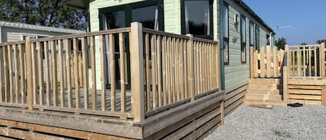 Cabin | Exterior