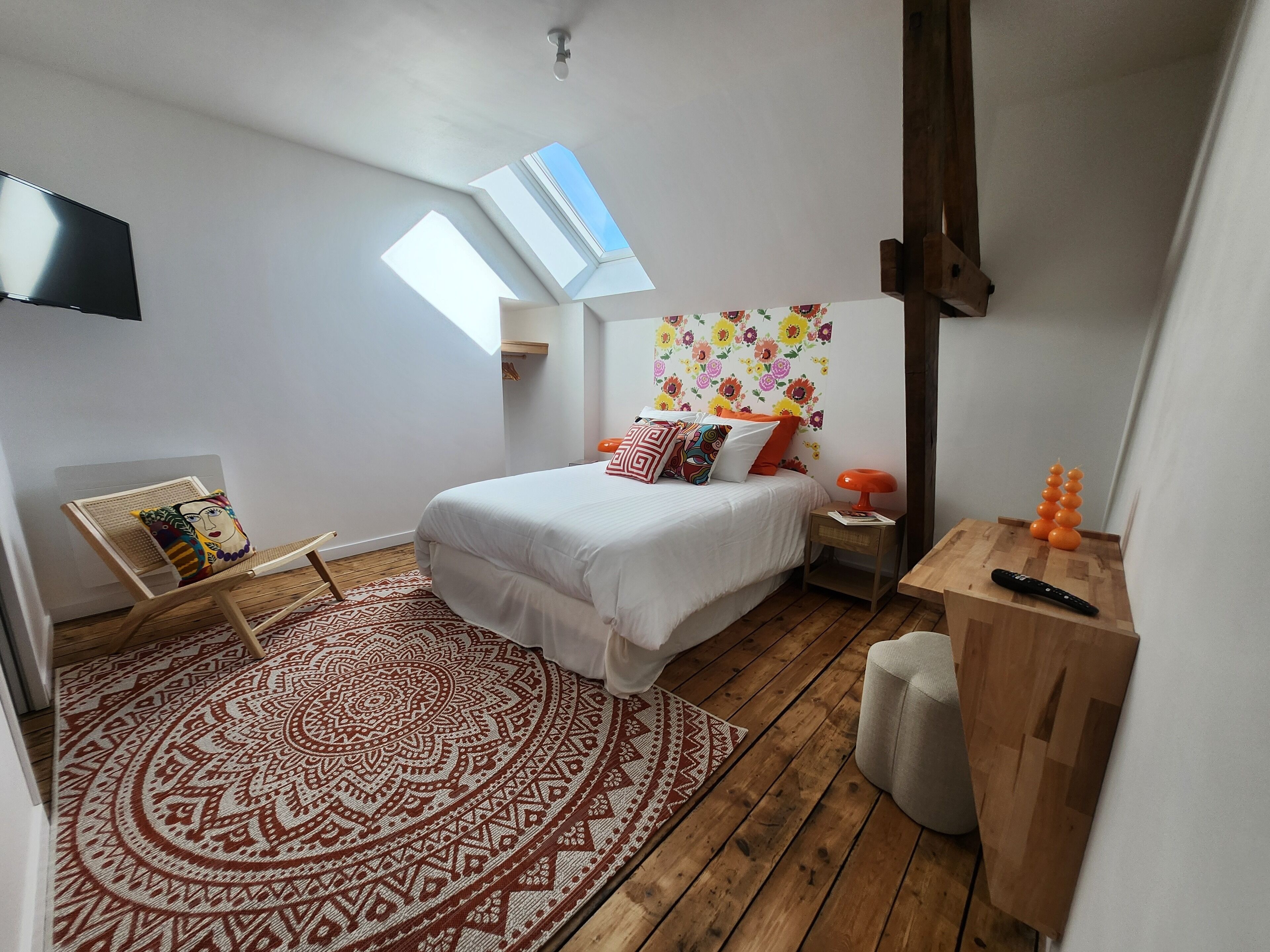 1 slaapkamer, een strijkplank/strijkijzer, wifi, beddengoed