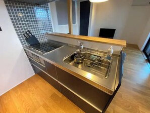 Fridge, microwave, stovetop, electric kettle