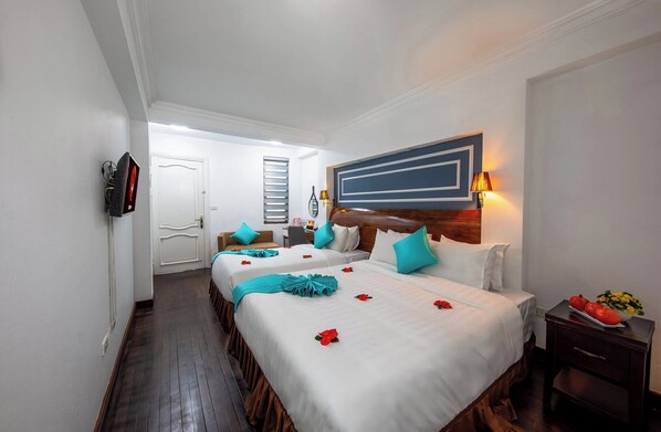 Deluxe Triple Room, 1 Bedroom, Non Smoking