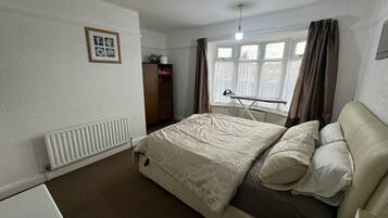 House | 2 bedrooms, free WiFi