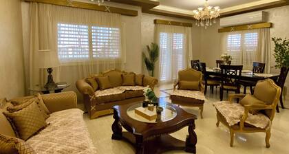 Bird Nest Villa, 3-beds, Sleeps 7, Pet Friendly