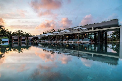 Sailing Pool Villas & Resort Phu Quoc