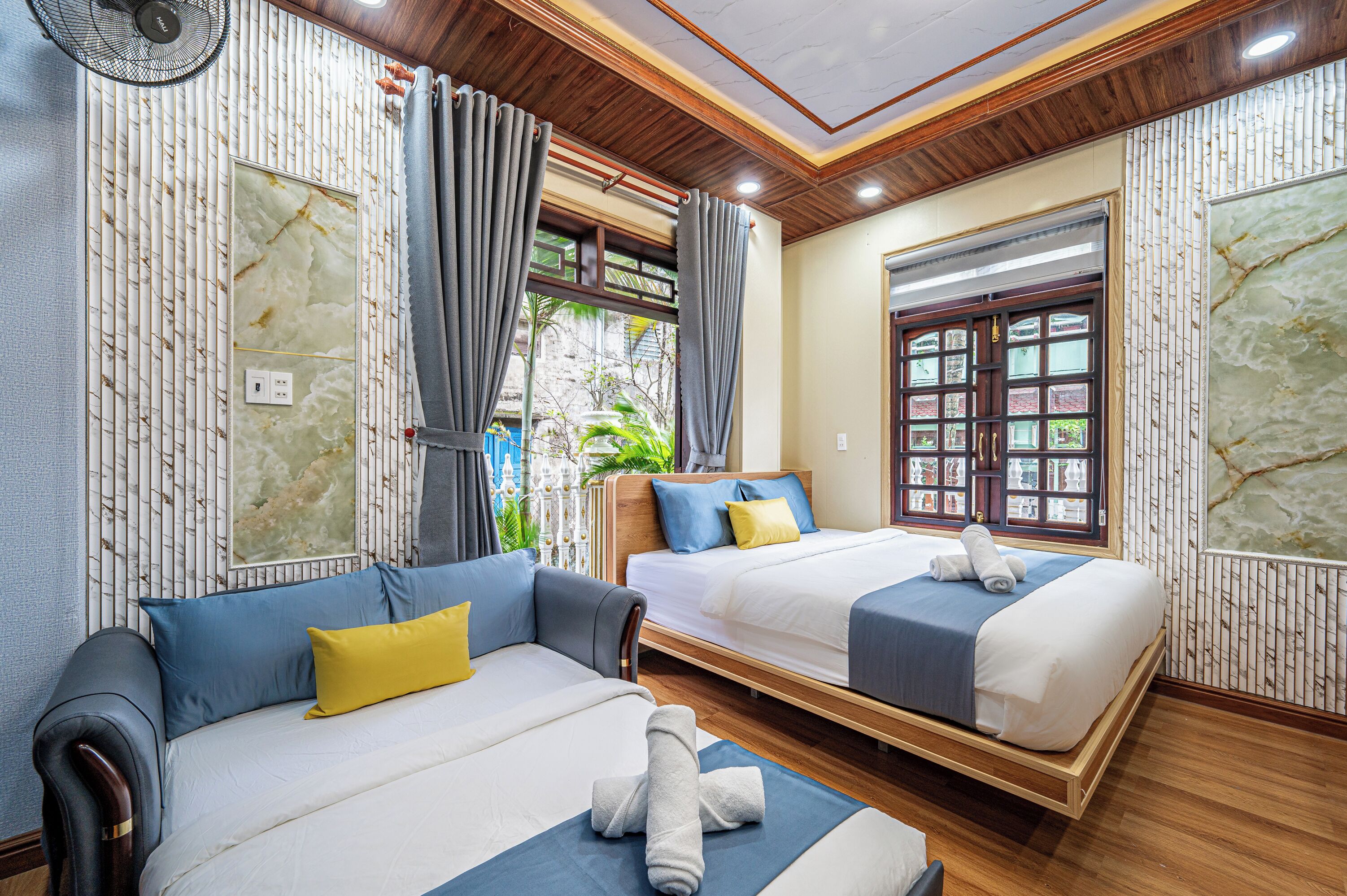 华丽开间 | 高档床上用品、迷你吧、隔音、熨斗/熨衣板