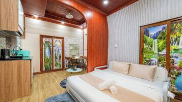 Premium bedding, minibar, soundproofing, iron/ironing board