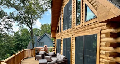 Wintergreen Chesnut Hot-tub Arcade Fireplace