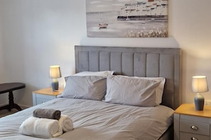 4 habitaciones, tabla de planchar con plancha y wifi gratis