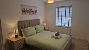 4 chambres, fer et planche à repasser, Wi-Fi gratuit, draps fournis