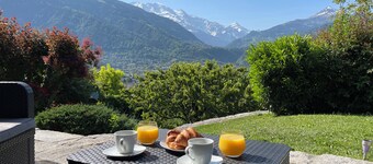 Chalet Arve Passy Avec des Vues Magnifiques et un Jardin Bucolique