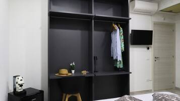 1 Schlafzimmer, Schreibtisch, WLAN, Bettwäsche