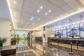 Interior - Hongqiao International Hotel (Yichang Yanjiang Avenue Natural Tower) (Yichang)
