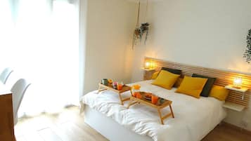 1 bedroom, iron/ironing board, bed sheets