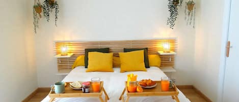 1 bedroom, iron/ironing board, bed sheets