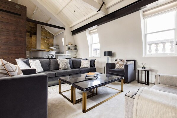 Apartment | Living area