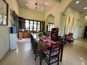 Apartment, Patio, Garden View | Living area