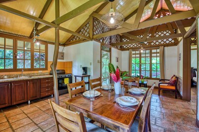 "paraíso en Cahuita: Tu Casa a un Paso del Parque Nacional 🌴🏡"