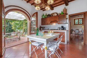 Condo, Hill View | Private kitchen | Full-size fridge, oven, stovetop, dishwasher - La Tesa Country House S. Gimignano (San Gimignano)