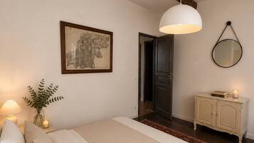 3 bedrooms, iron/ironing board, WiFi