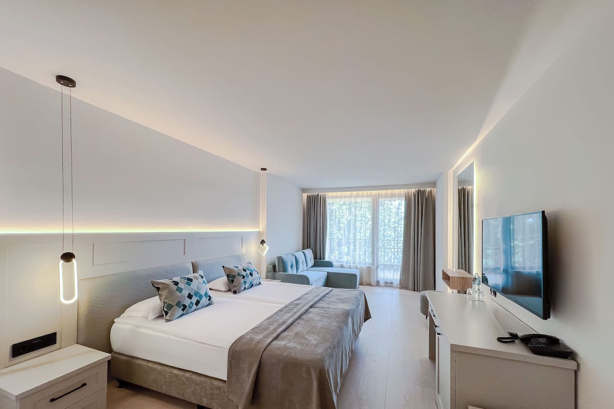1 habitación, minibar, caja de seguridad en la habitación y escritorio