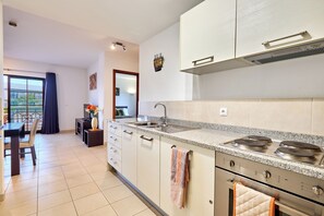 Fridge, microwave, oven, stovetop - Tropical Oasis at Melia Tortuga Resort (Sal)