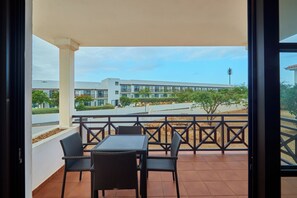 Outdoor dining - Tropical Oasis at Melia Tortuga Resort (Sal)