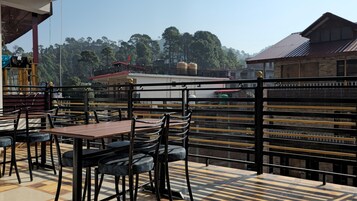 Habitación Deluxe doble | Sábanas de algodón egipcio, ropa de cama de alta calidad, wifi gratis