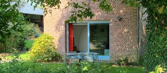 Quiet cottage with garden, Wifi and parking near Lille