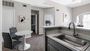 Interior - Landing | Beautiful 1BD, Gym, Pool (Houston)