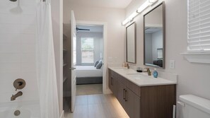 Bathroom - Landing | Beautiful 2BD, Gym, Clubhouse (San Antonio)