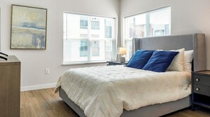 1 室のベッドルーム、デスク、アイロン / アイロン台  、WiFi