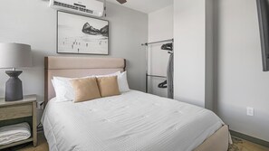 1 Schlafzimmer, Schreibtisch, Bügeleisen/Bügelbrett, WLAN