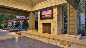 Terrace/patio - Landing | Incredible 1BD, Pool, Clubhouse (Spring)