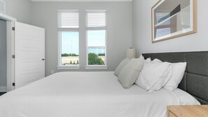 2 bedrooms, desk, iron/ironing board, WiFi