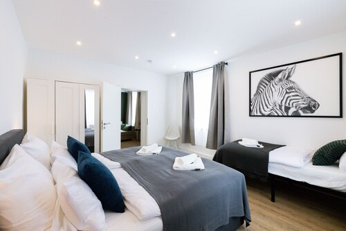 CARICASA: Traumhafte Ferienwohnung super gelegen in Bielefeld (Apartment 1)