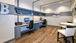 Business centre - Landing | Amazing 1BD, Pool, Gym (Memphis)