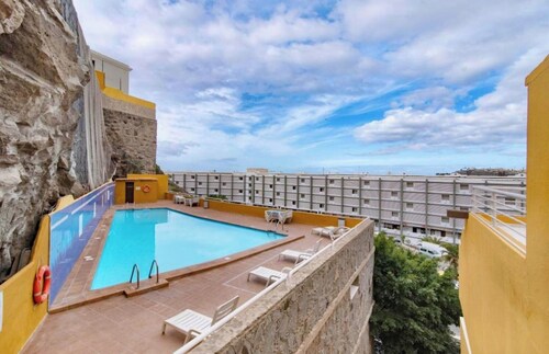 Patalavaca Beach Apartment | Pool | Terrace