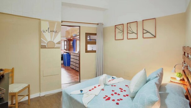 1 bedroom, travel cot, free WiFi - Casa Cueva |Top Location| Excellent wifi | Airport (Carrizal)