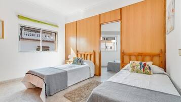 3 slaapkamers, reisbedje, gratis wifi