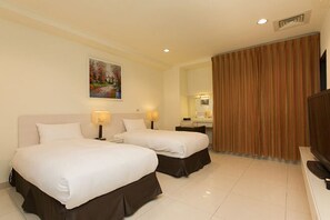 Cribs/infant beds - F Hotel Sanyi (Miaoli)