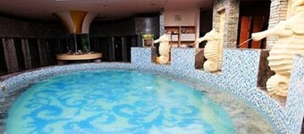 Jian Le Yuan Club House