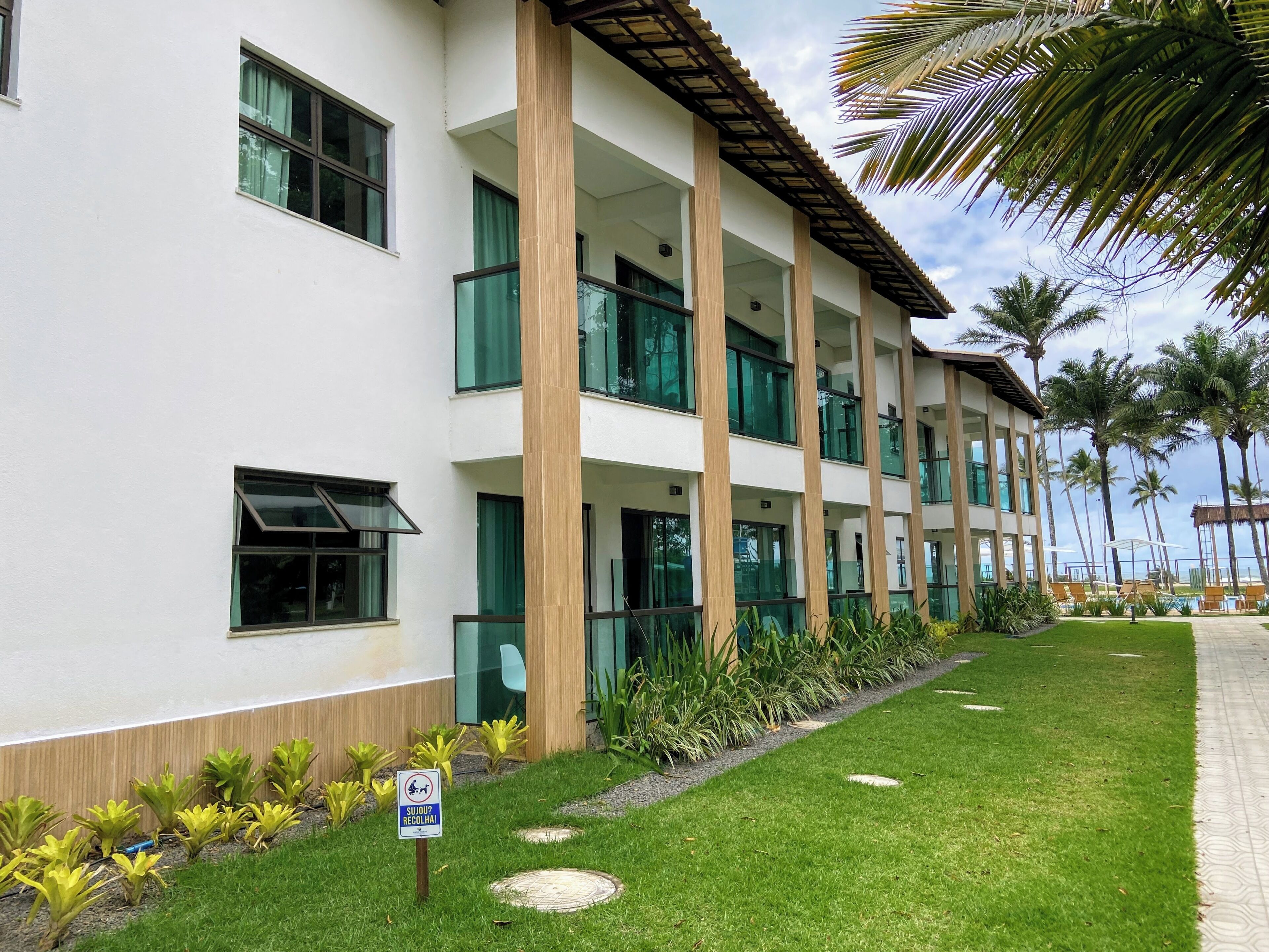 Apartamento luxo, vista para o jardim | Cofres nos quartos, cortinas blackout, Wi-Fi de cortesia
