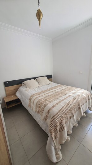 2 bedrooms, iron/ironing board, travel cot, free WiFi - Agadir Anza plage (Anza)