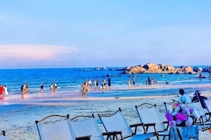 A beach with chairs and a table, likely for a wedding or event. - Meizhou Island Blue Island B&B (Mazu Temple Gongxia Ganhai Beach Store) (Putian)
