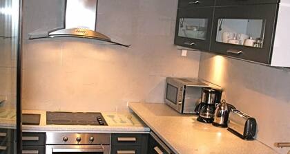 Beautifully appointed 2 bedroom ski in-ski out apartment in Courchevel 1650