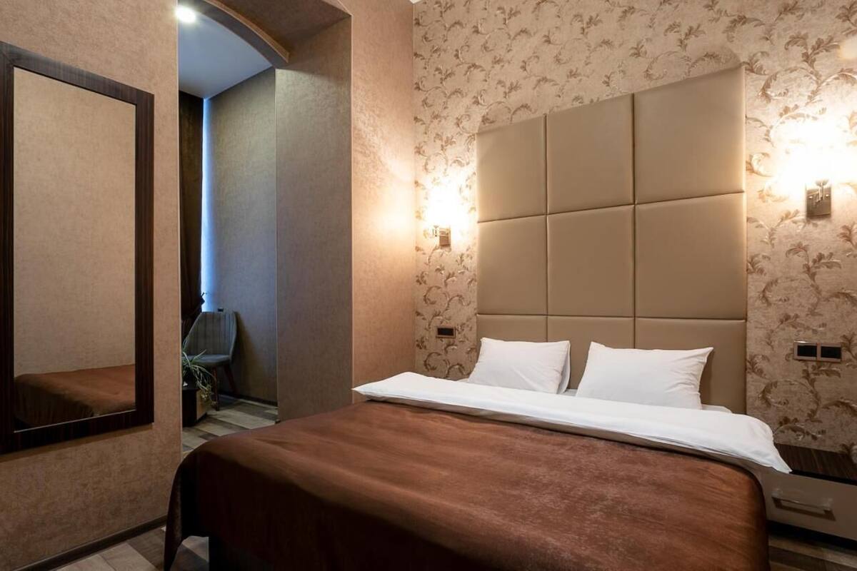 Chambre Standard Double ou avec lits jumeaux | Literie de qualité supérieure, bureau