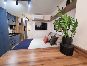 1 habitación, tabla de planchar con plancha, wifi y ropa de cama 