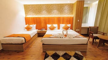 Family Suite | 1 bedroom, soundproofing, iron/ironing board, free WiFi