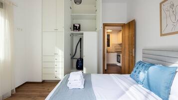 2 chambres, bureau, fer et planche à repasser, Wi-Fi gratuit